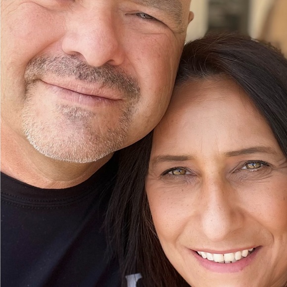 Brandy Melville sweatshirt like new - Picture 5 of 7